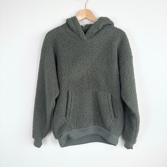 American Eagle Outfitters Tops - American Eagle Women’s Sherpa Hoodie Olive Green XS Oversized New NWT